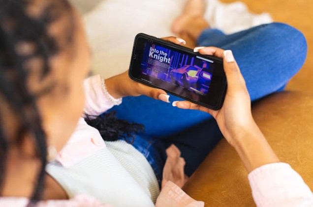 The Mobile Shift in Today’s Entertainment Landscape for Everyday Users